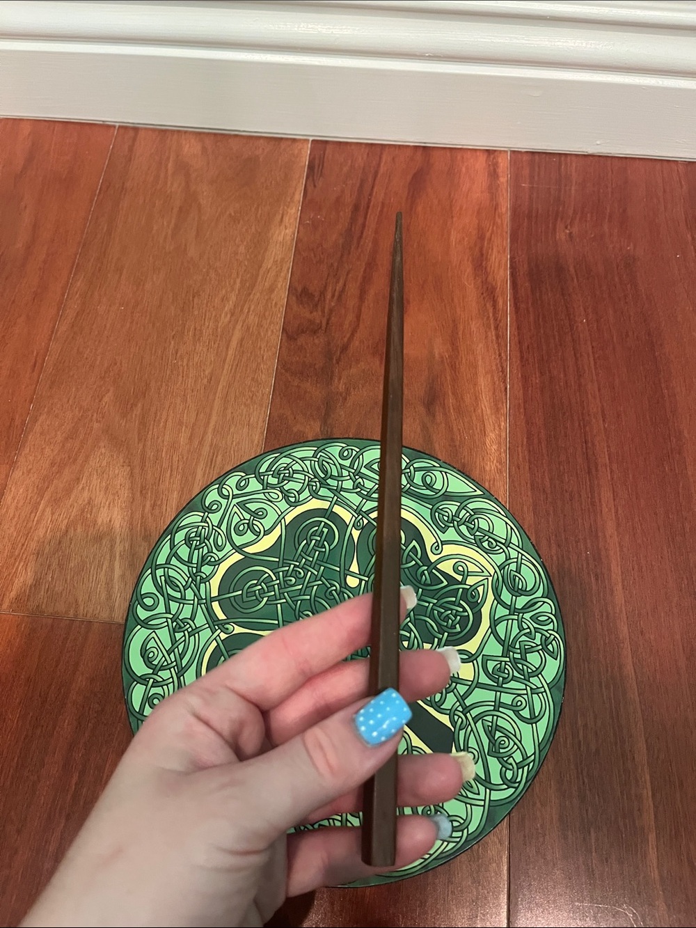 Celtic Shamrock Calming Trace Plate - Picture 5 of 5